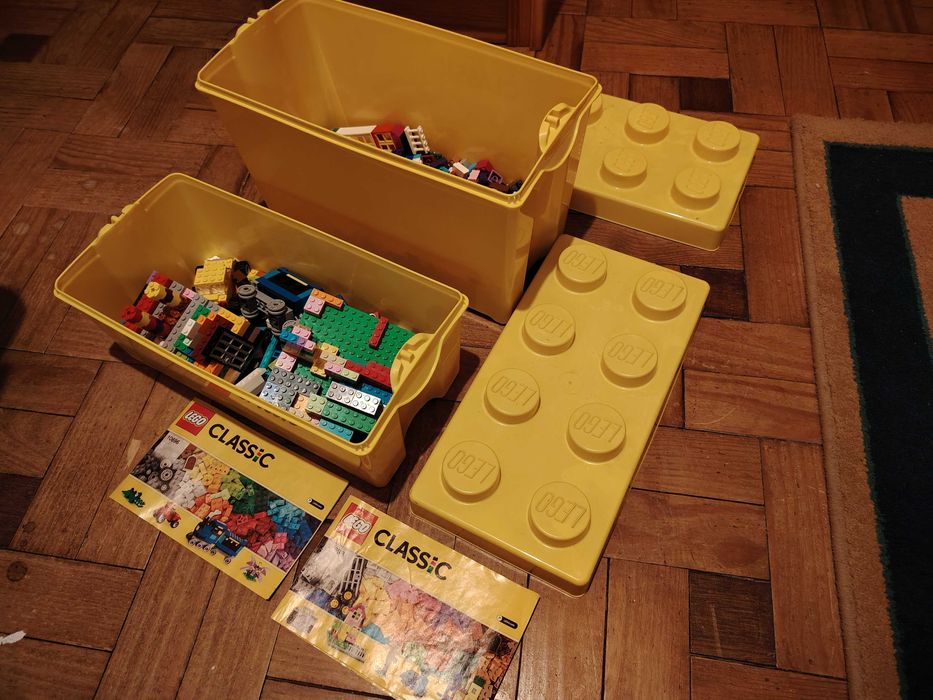 2 caixas de lego classic