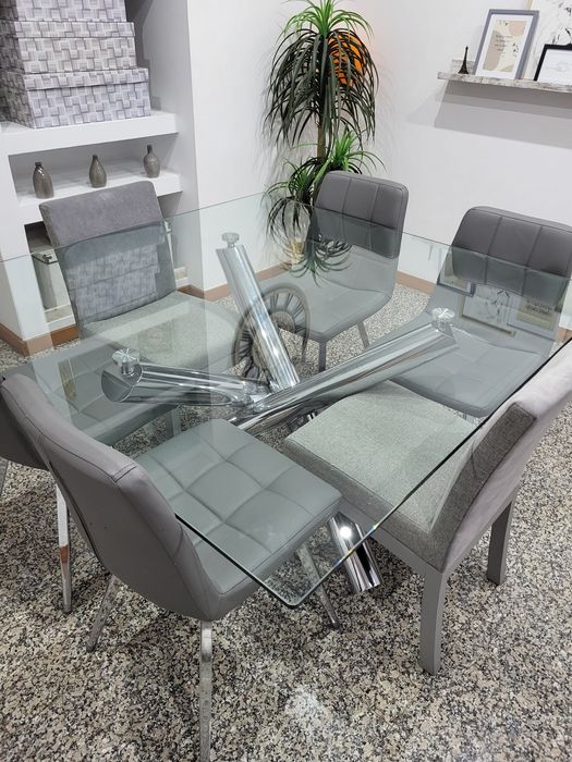 Mesa de Jantar com 6 Cadeiras