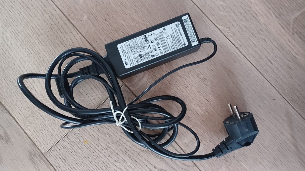 Ladowarka do laptopa LG