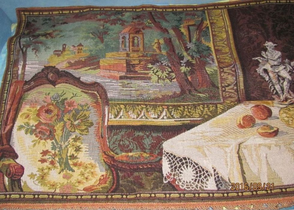 Дивандек Германия 235×125см, Индия 170×130см, панно на стену.