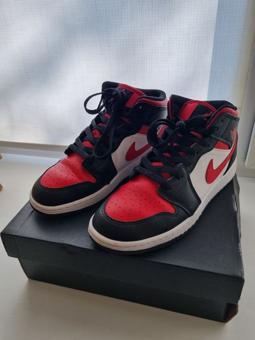 Nike Air Jordan 1 Mid  оригінал