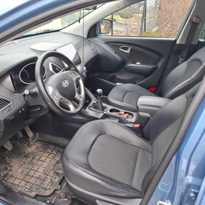Sprzedam Hyundai IX335 Benzyna Hak