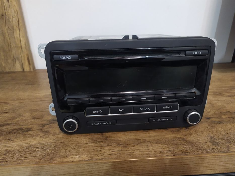 Б/У Магнітола штатна 1K0035164F (USA)