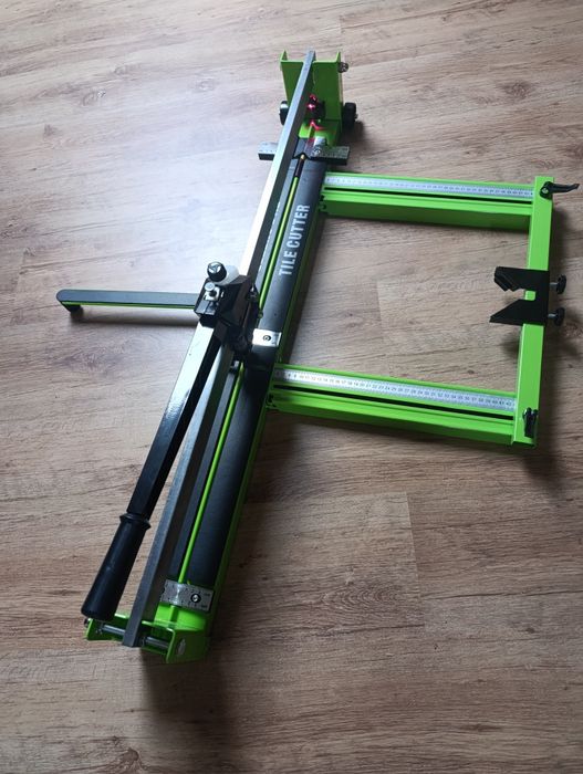 Przecinarka ręczna Vevor maszynka do cięcia płytek 800 cm laser