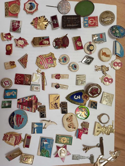 Значки старые и советские