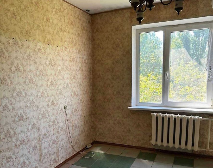 Продам 2-х кімнатну квартиру на Кримському бульварі. - View 5