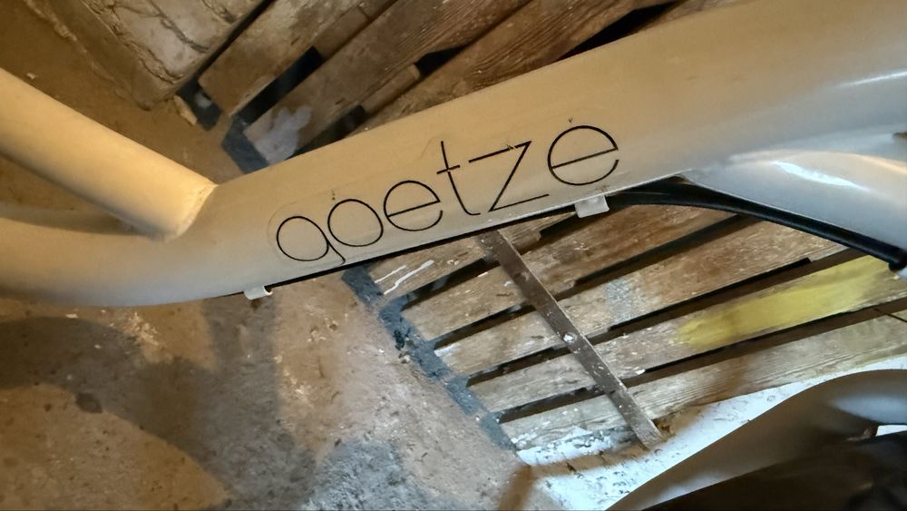 Rower miejski Goetze bialy