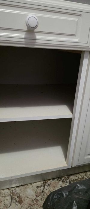Cozinha (móveis, banca, pio e placa de fogão)