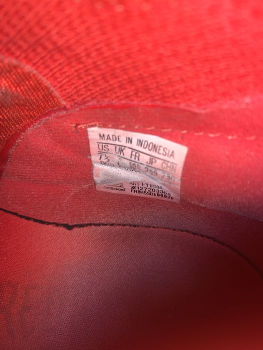 Сороконіжки Adidas predator арт і гуглі і на бірці:AdidasFY6300