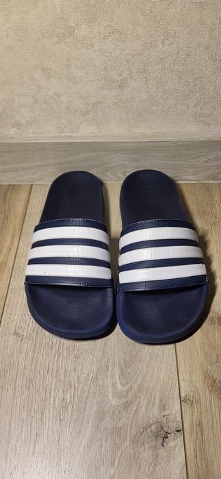 Дітячі тапочки adidas