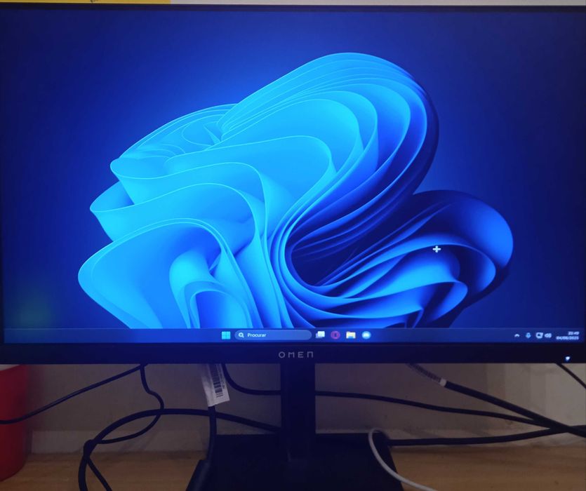 pc e monitor em segunda mao com 1 ano de uso com um preço justo!!64585967292545121