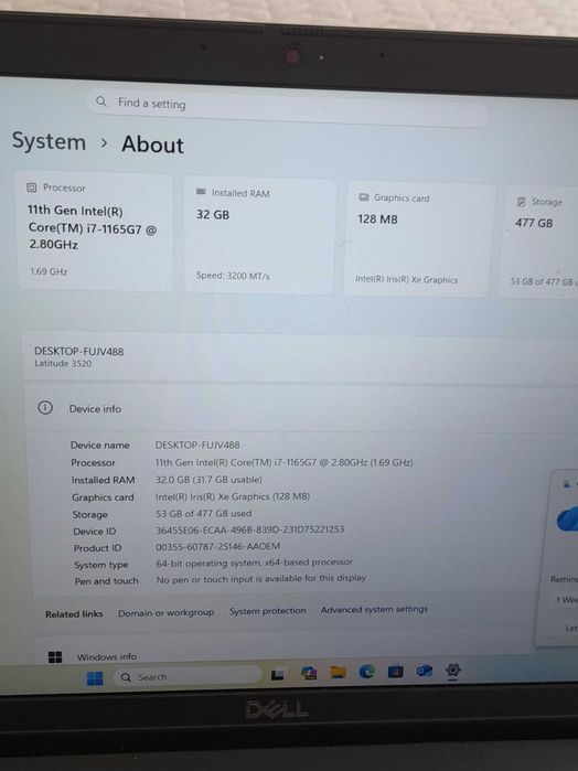 Laptop Dell Latitude 3520.