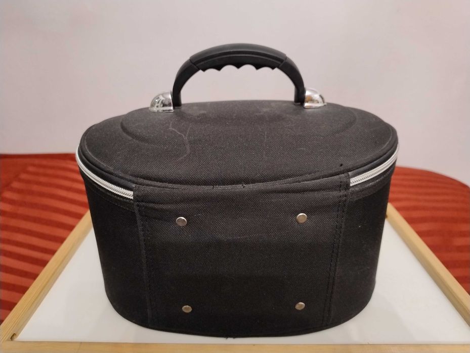 SUPER CENA Duży kuferek kosmetyczny Inter-Vion z lusterkiem 35x23x21