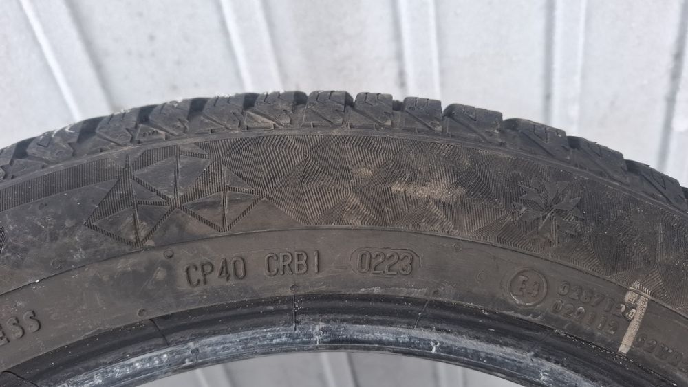 Продаю б/в Continental ContiVikingContact 7 225/50 R17 98T