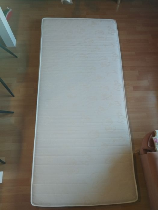 Materac 200x90 cm. Możliwy transport