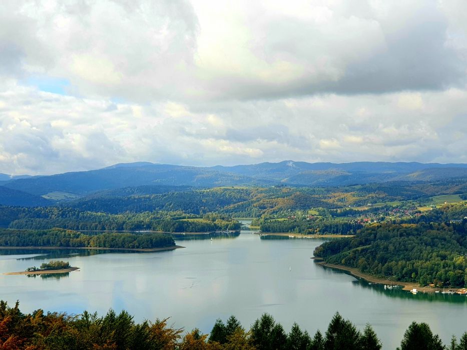 Bieszczady/Zalew Soliński/Polańczyk/ pokoje, domki, apar