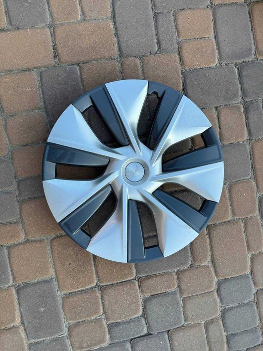 Ковпаки Tesla Model Y R19 оригінал