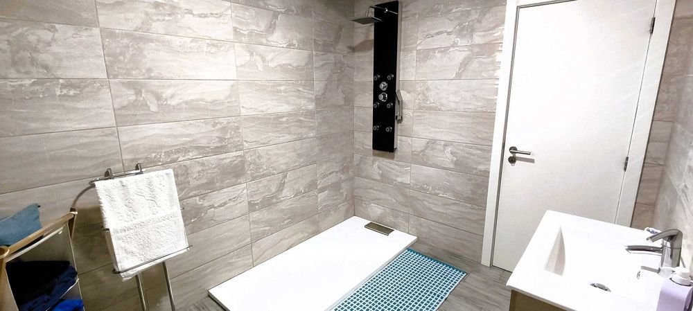 Apartamento T4 Duplex com Patio e Garagem