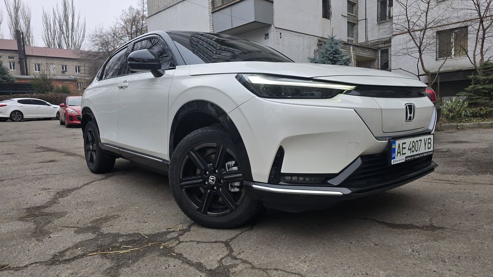 Продам Honda ens1 2024г 40т км , белая, с салона, черная крыша,
