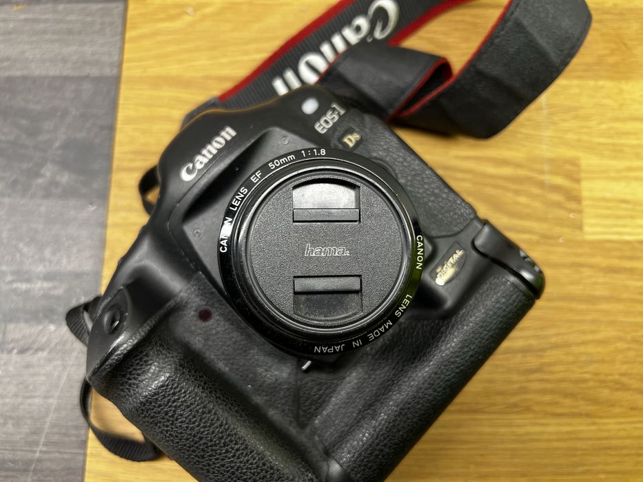 Canon EOS 1Ds Digital - body, 2x bateria, ladowarka, obiektyw 50mm