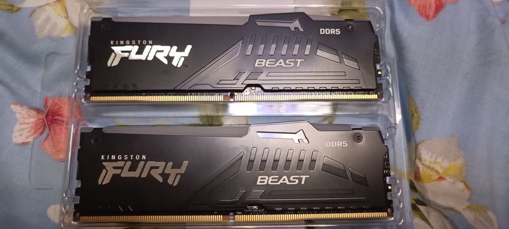 Оперативна пам'ять 2*8 ddr5 Kingston Fury ARGB