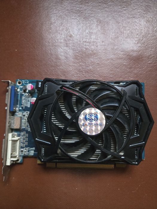 Комп'ютер системний блок материнська плата процессор