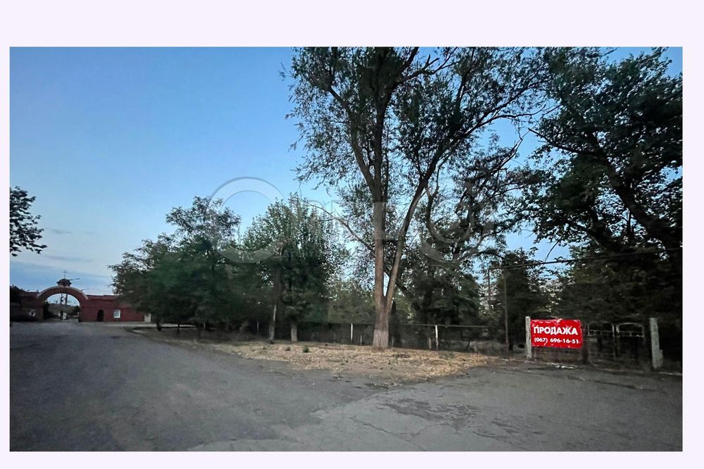 Продаж окремо розташованої будівлі (район Фрунзе).