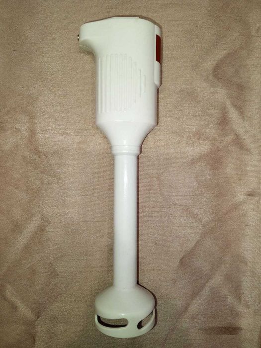 Портативний ручний блендер на батарейках