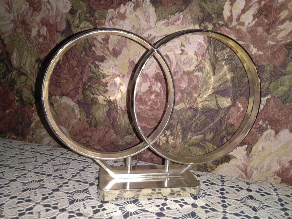 Продам свадебные кольца на автомобиль