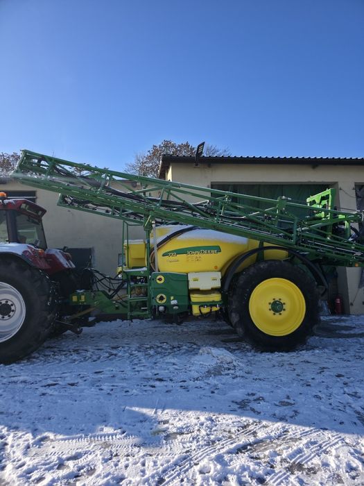 Opryskiwacz John Deere 732 , 28m
