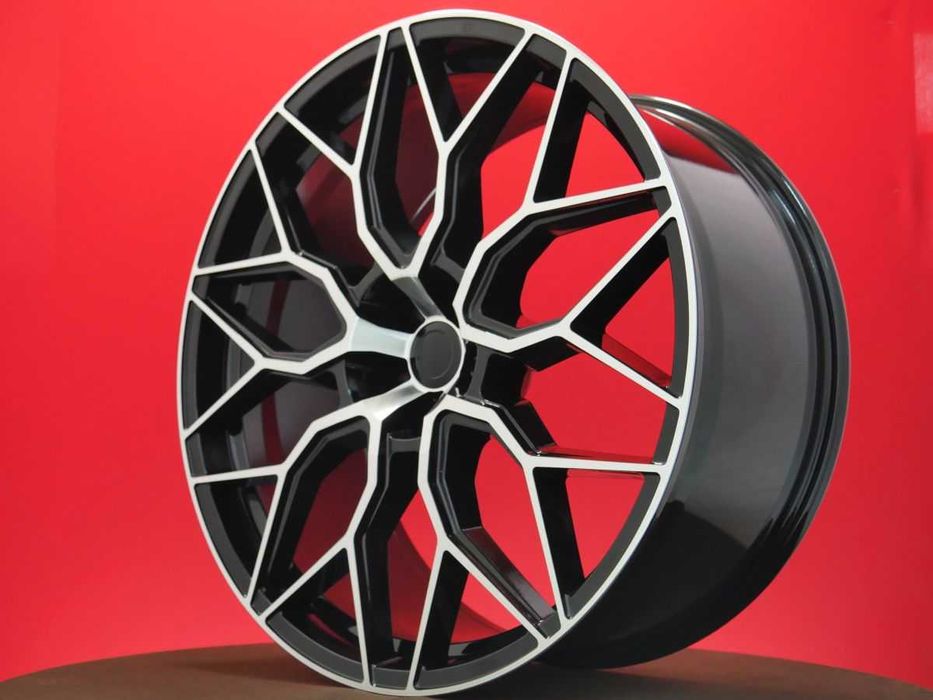 Czarne felgi R23 5x112 AUDI Q8 SQ8 4MN 10,5J ET25