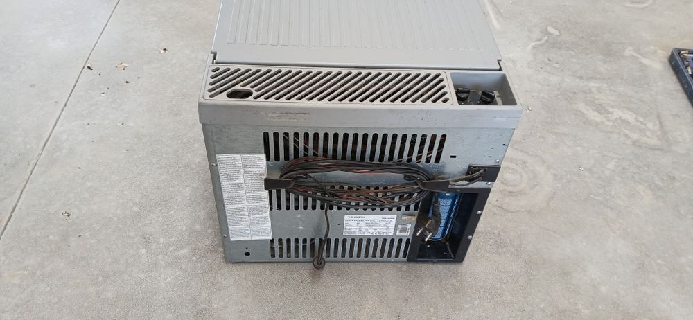 Frigorifico Dometic trivalente