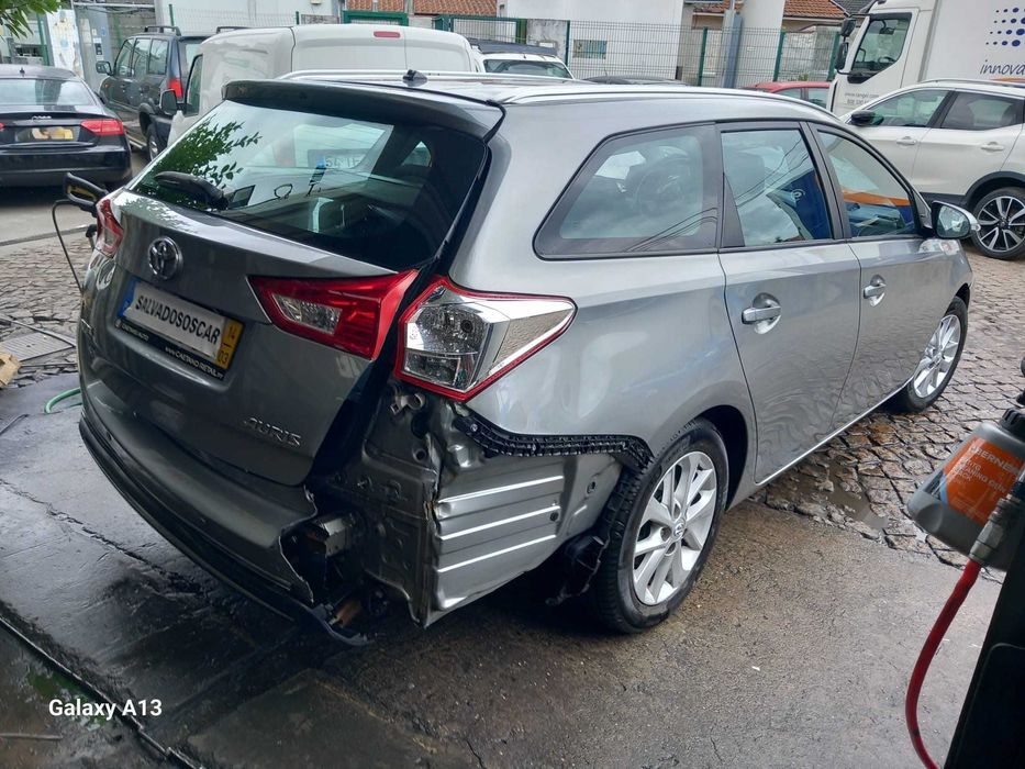 TOYOTA AURIS Combi 1.3 Dual-VVTi Nacional Gasolina