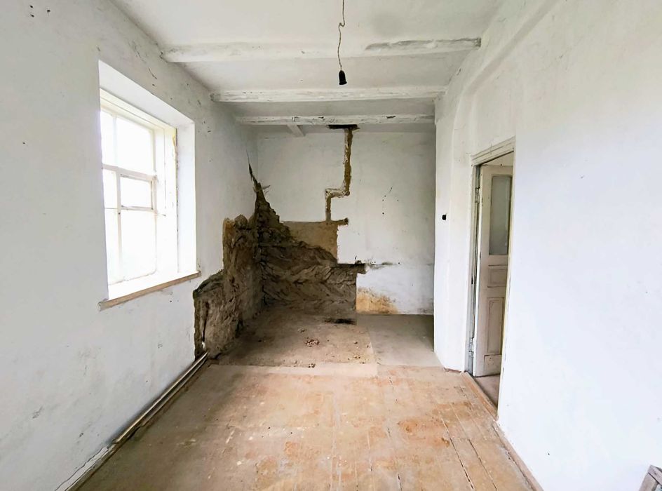 Дім 76 м2 біля ставка Дмитрушки 2,3 км Умань газ піч криниця 32 сотки