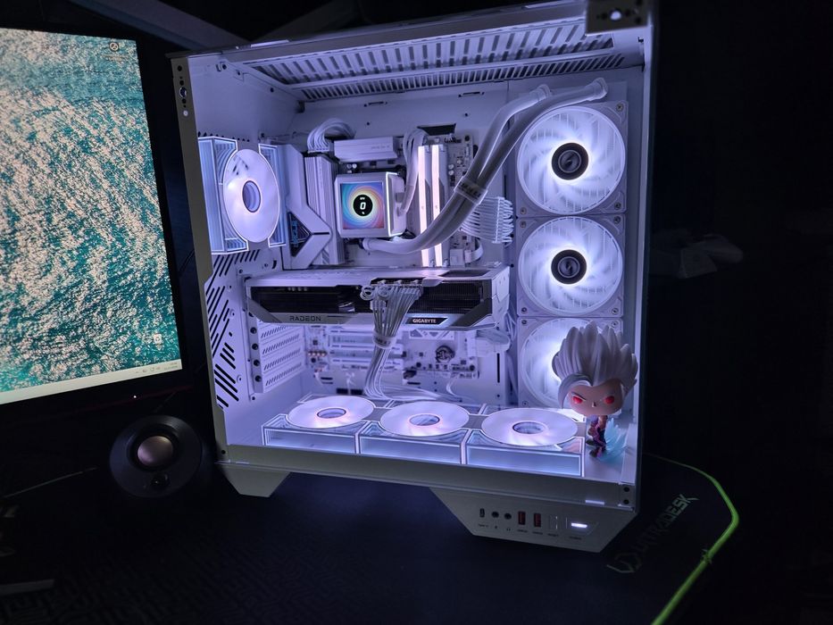 Komputer stacjonarny, Gamingowy PC dla wymagających, RX 9800X3D, RX 9070XT, 32GB DDR5