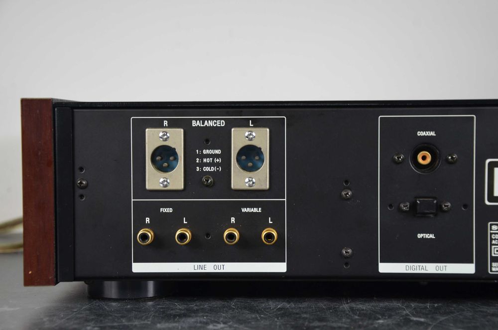 Odtwarzacz CD SONY CDP-X77ES SWOBODA + Pilot