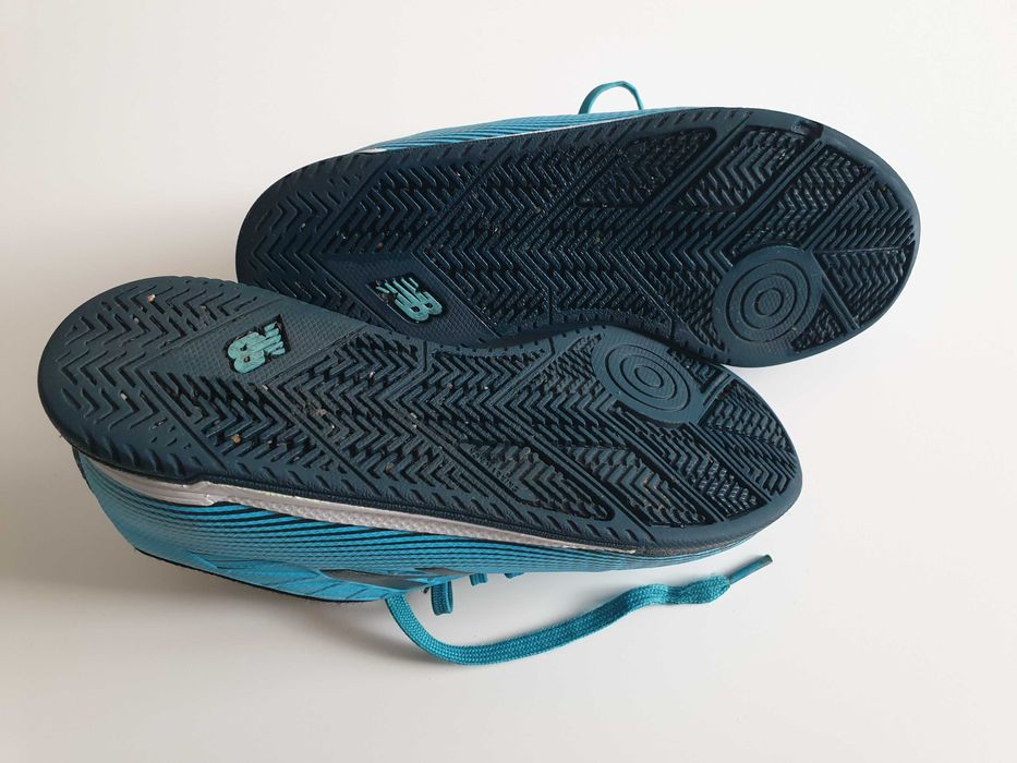 New Balance dla dzieci halówki buty na salę