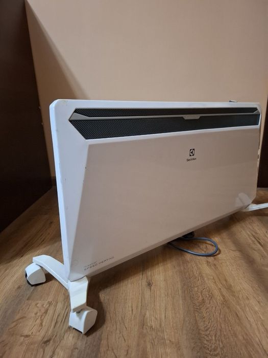 Конвектор электрический  Electrolux ECH/R 2000M