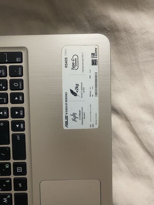 Ноутбук Asus R540s