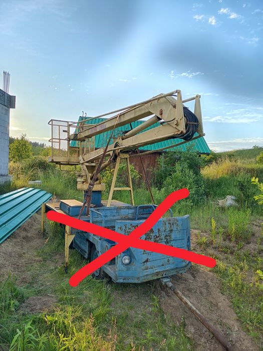 Podnośnik koszowy Bumar p100