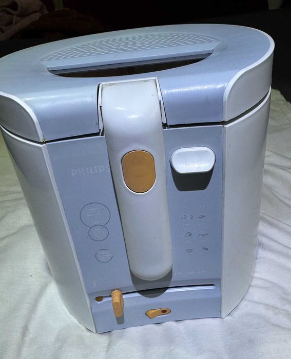 Фритюрница PHILIPS 2 литра