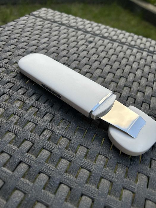 Peeling kawitacyjny do twarzy USB