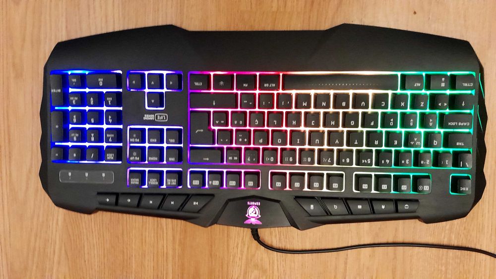 Benfica Keyboard Like New64739140811521121