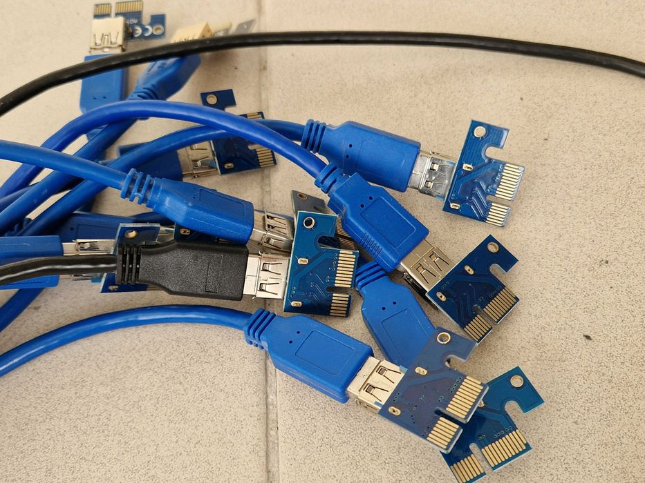 Risers para placas gráficas com cabo USB