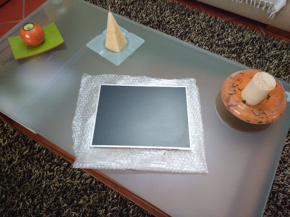 Ecrã Tela Display LCD Monitor 15.4" TFT Lâmpada (Stock: 16 Unidades)