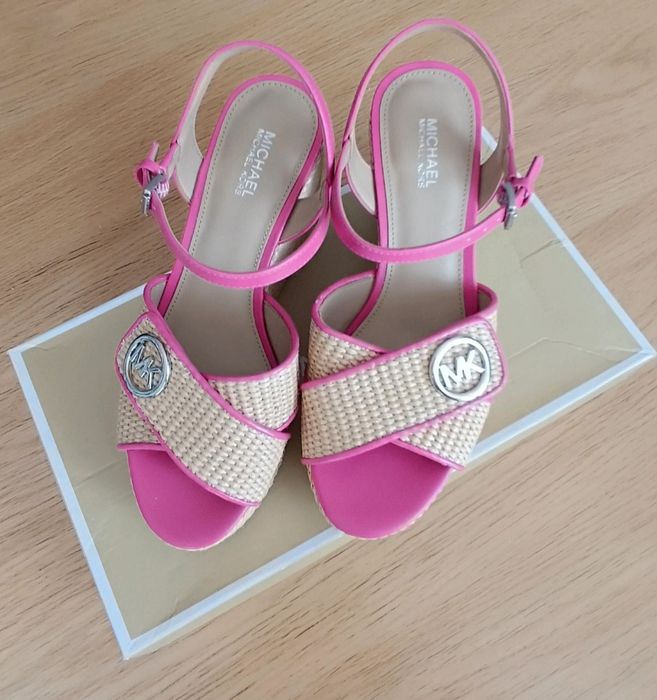 Sandały na koturnie i platformie Michael Kors