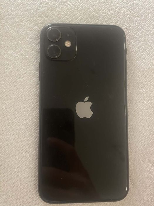 iPhone 11- czarny