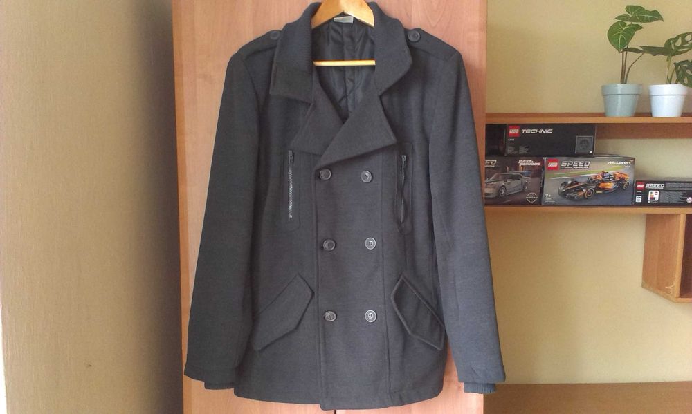 Szary krótki męski płaszcz / kurtka bosmanka. Takko Fashion
