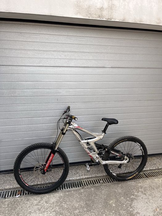 Scott gambler downhill