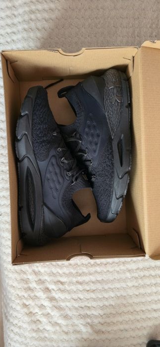 Nowe Under Armour Hovr Phantom  rozmiar 40,5